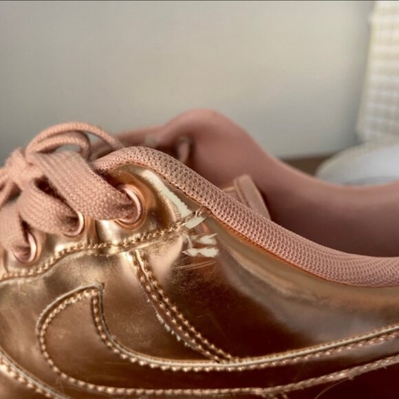 Nike | Rose Gold Air Force 1 - Picture 9 of 10
